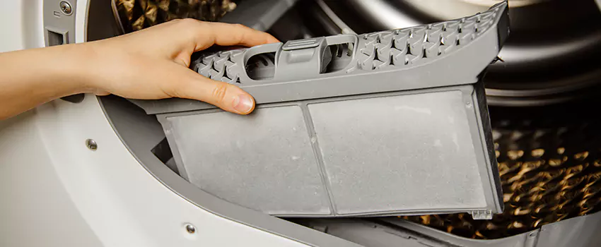 Signs Of A Clogged Dryer Lint Trap in Merritt Island, Florida